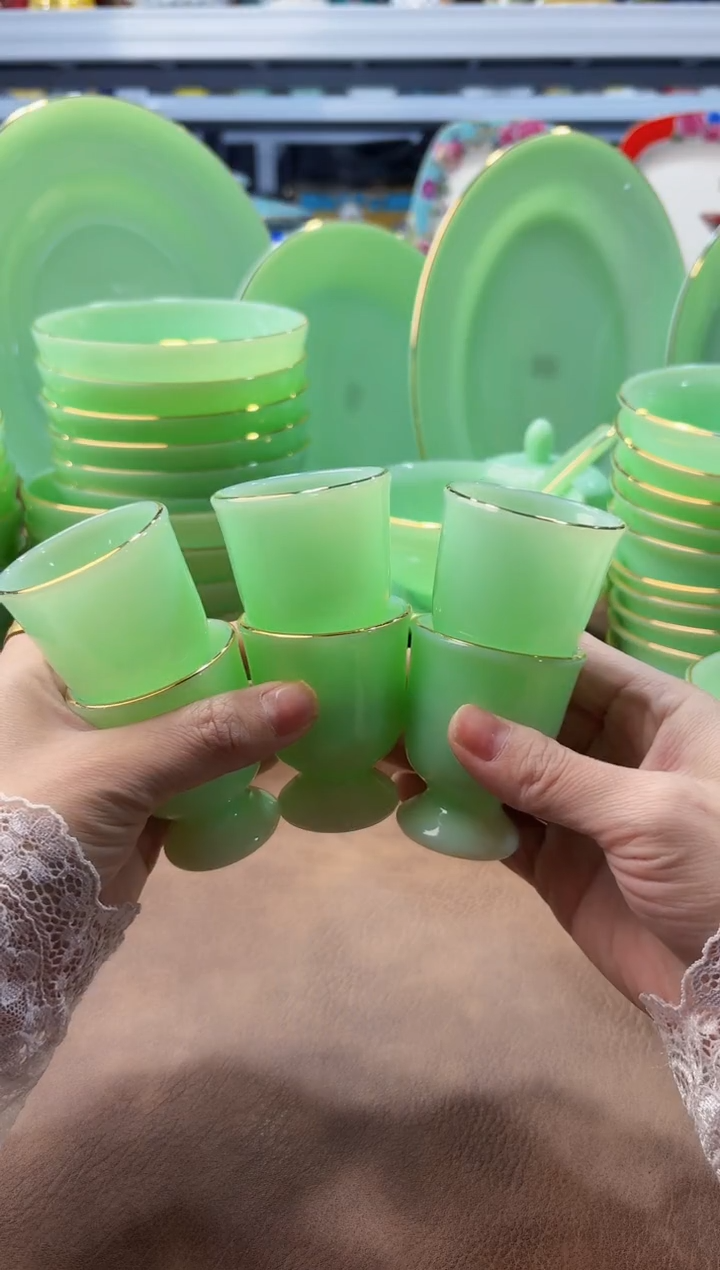 玉瓷高脚酒杯6只