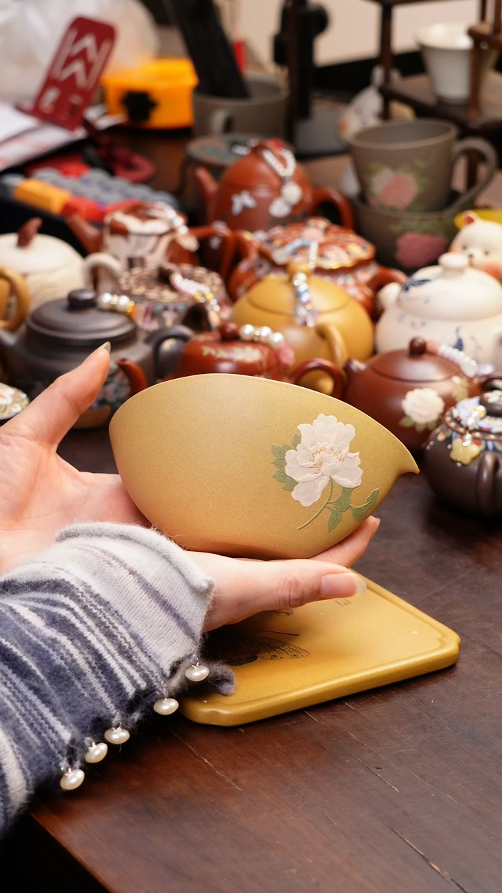 【闪购商品】原矿手工紫砂壶朱泥