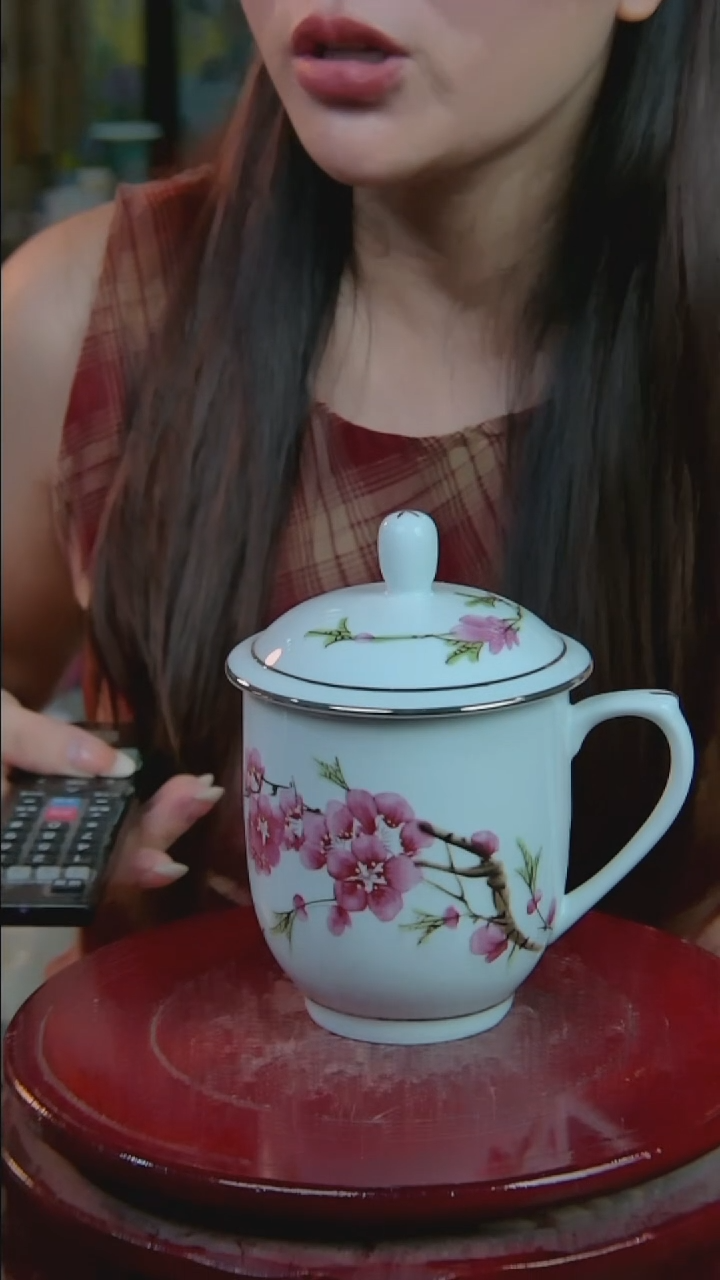 摆件景德镇陶瓷摆件水点桃花描金办公杯