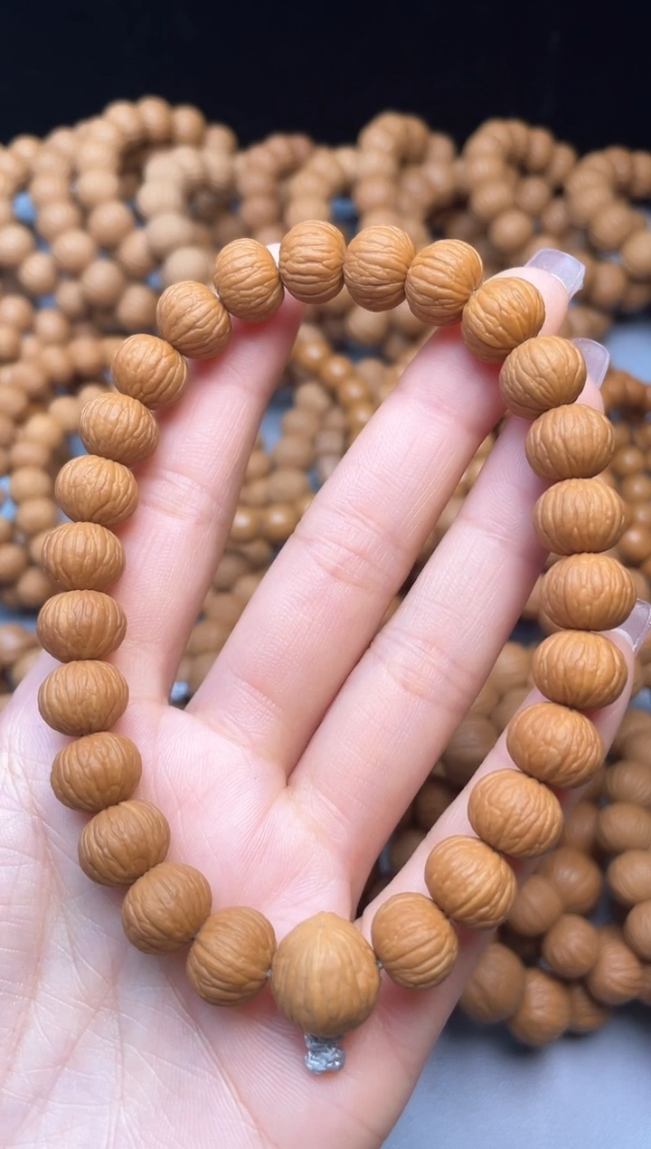 【闪购商品】猴头核桃手串凤羽911手持