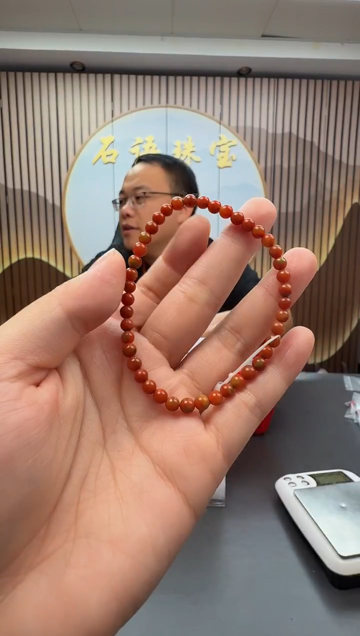 未镶嵌手串南红玛瑙023ZB1219产品一个