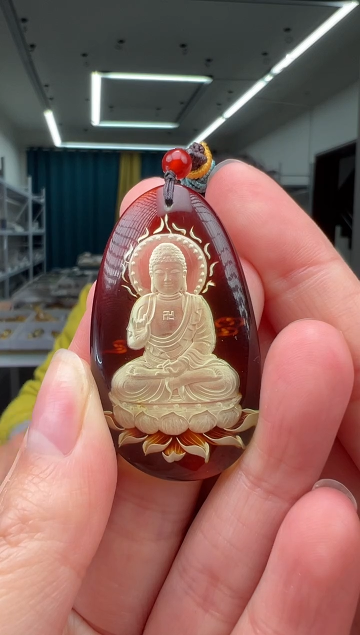 琥珀颈饰未镶嵌吊坠