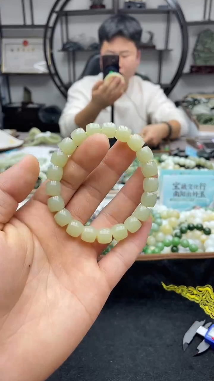 未镶嵌手串和田玉新疆若羌黄口10直切