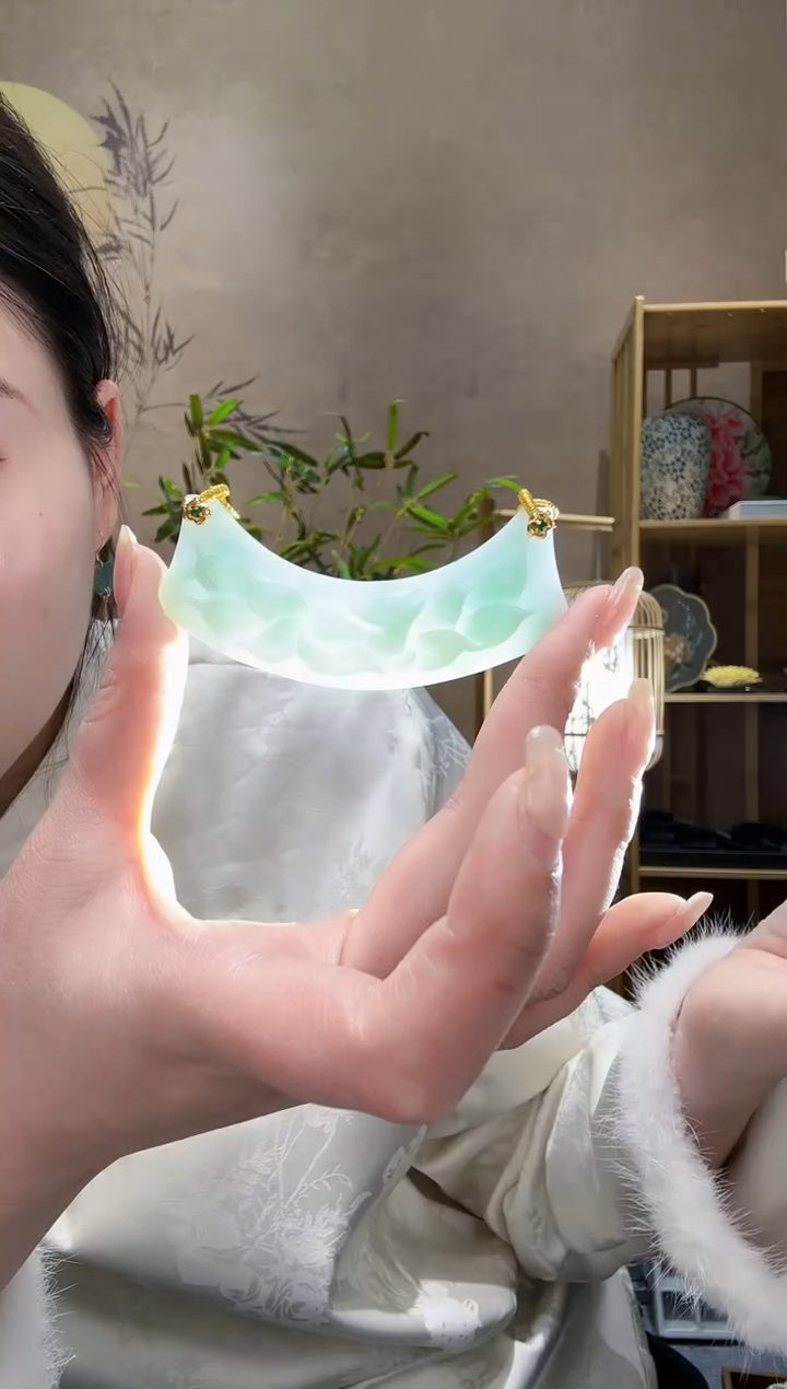 【闪购商品】翡翠颈饰未镶嵌吊坠