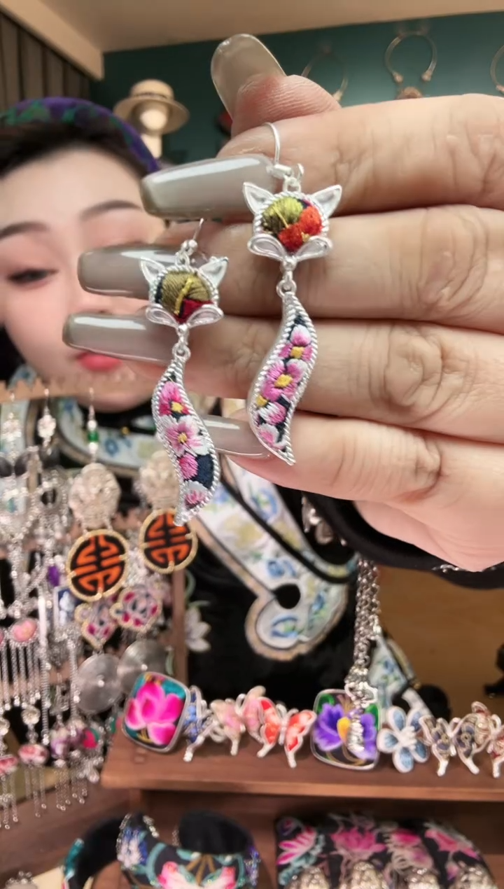刺绣纯手工民族风刺绣耳环