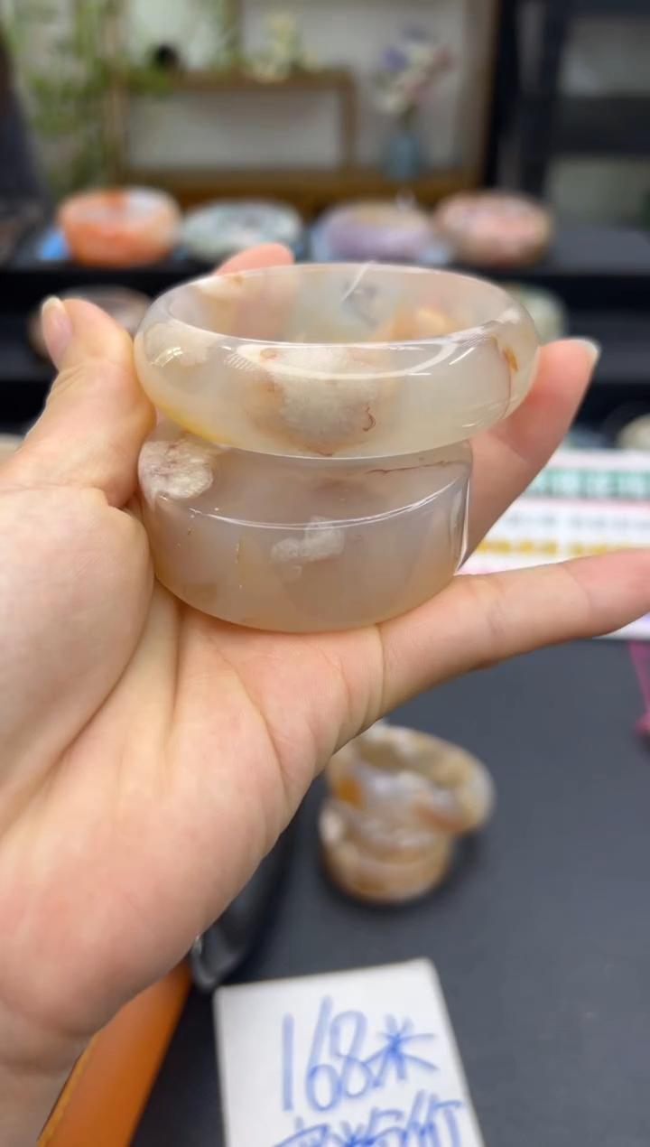 【闪购商品】石英质玉手镯未镶嵌A291(56圈赠送镯心)