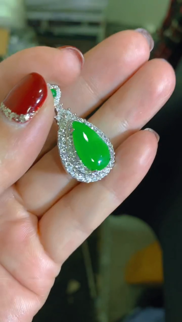 吊坠(赠链)未镶嵌翡翠天然A货翡翠 多样性发货 假一罚四