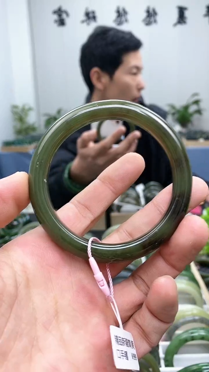 【闪购商品】和田玉手镯未镶嵌60.9