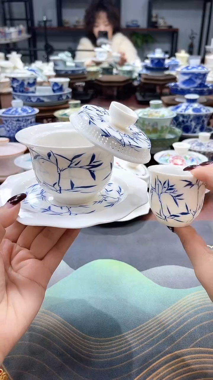 【闪购商品】360度出水竹节蓝色盖碗+2杯