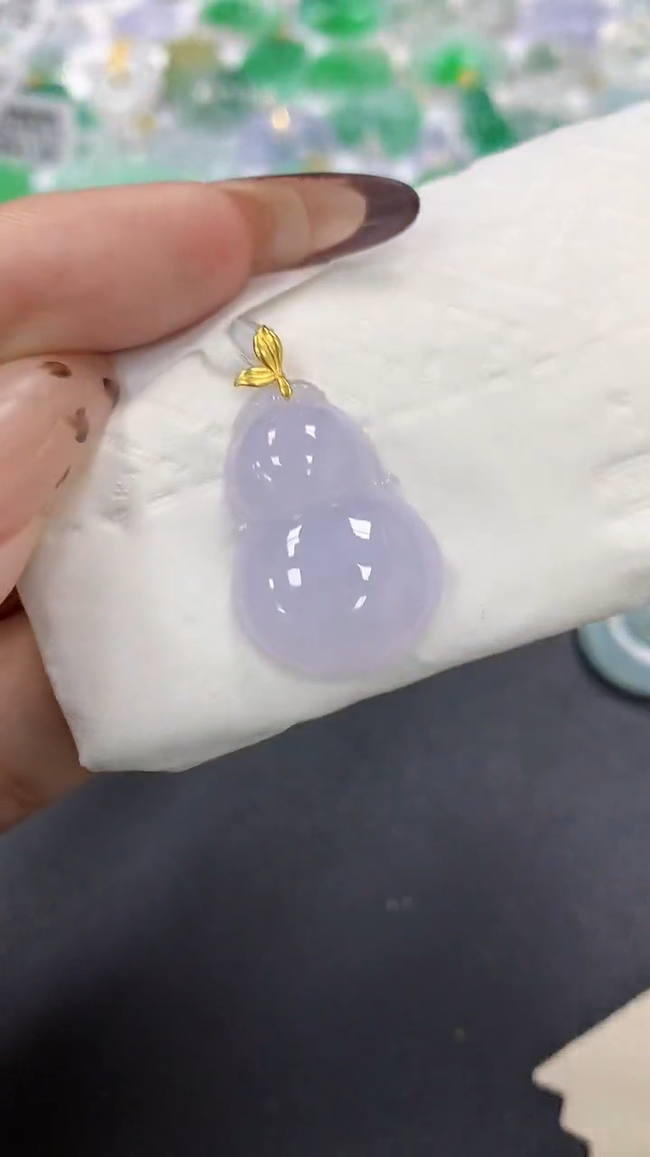 颈饰18K金镶嵌翡翠a货假一赔三支持复检百元上9元证书费自理