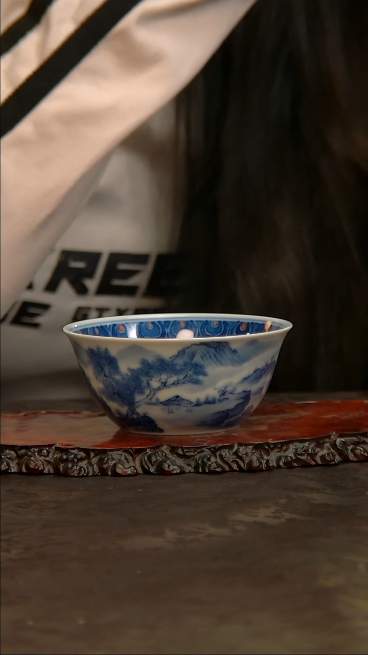 【闪购商品】青花手绘山水主人杯