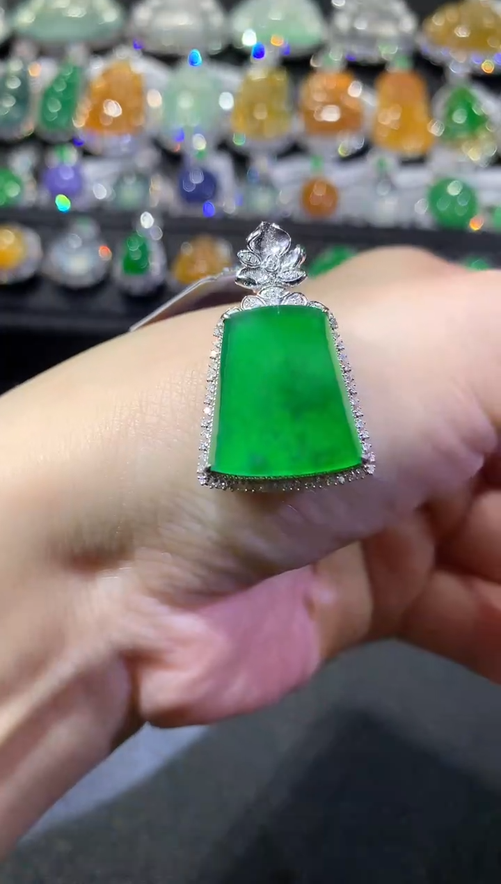 【闪购商品】翡翠吊坠(不含链)18K金镶嵌20-无事牌