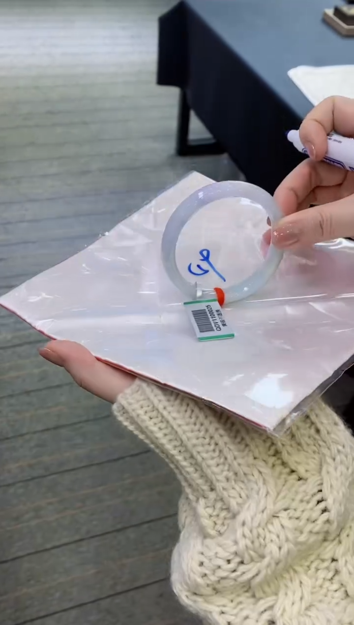 【闪购商品】翡翠手镯未镶嵌11111111111