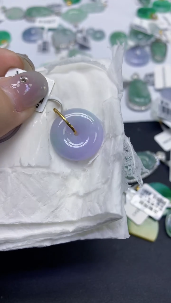 颈饰18K金镶嵌翡翠天然缅甸翡翠A货百元以上9元证书费自理