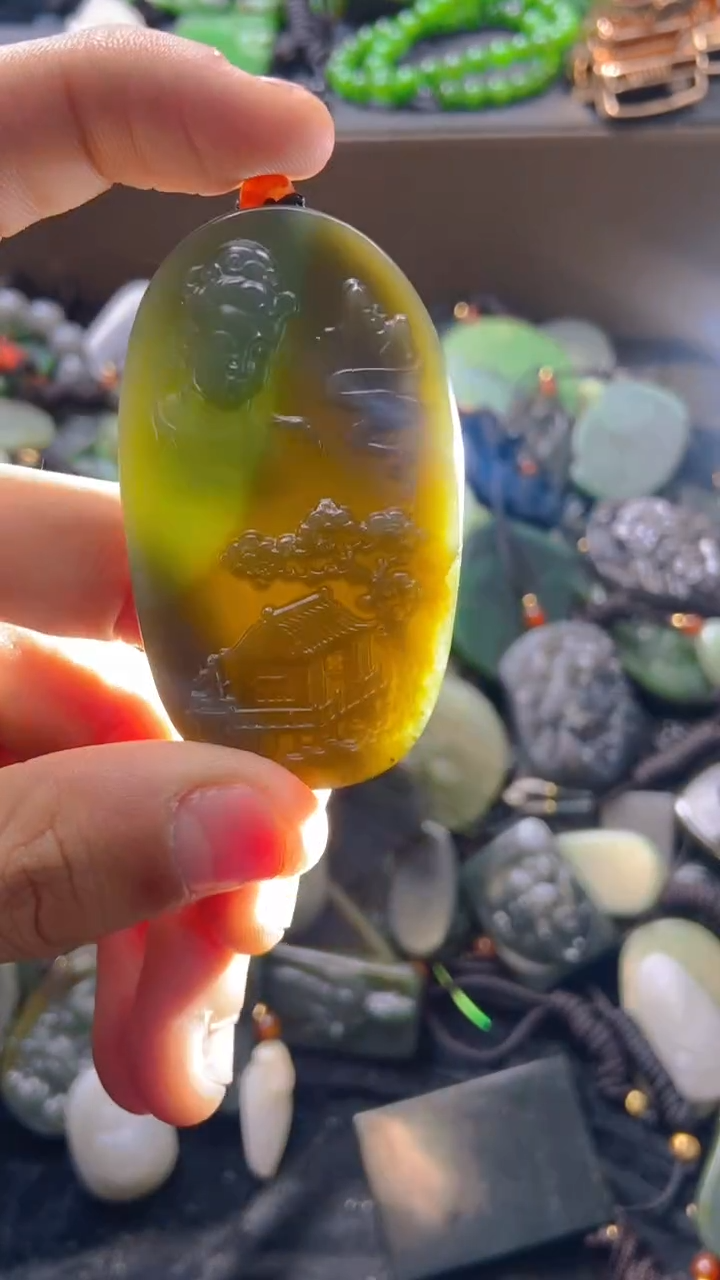 颈饰未镶嵌和田玉1