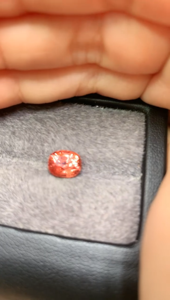 【闪购商品】定制尖晶石裸石未镶嵌枕型 日落色调 2.45ct