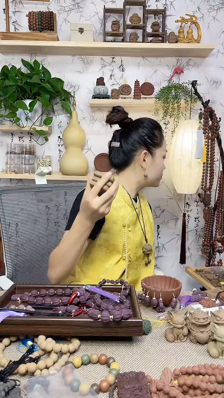 泥塑四季归脾龙凤牌