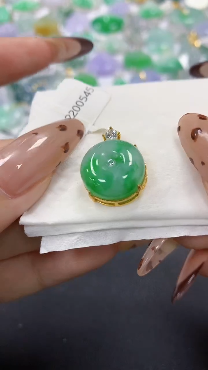 颈饰银S925镶嵌翡翠a货假一赔三支持复检百元上9元证书费自理