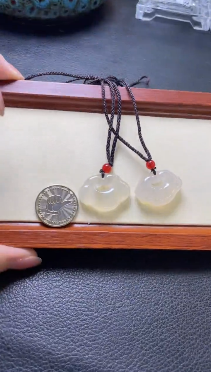 【闪购商品】玛瑙/玉髓颈饰未镶嵌吊坠多样性发一
