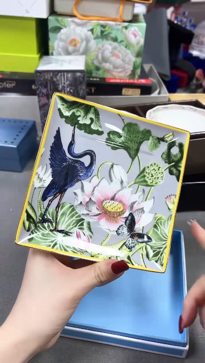 瓷片全场清货点菜就漏