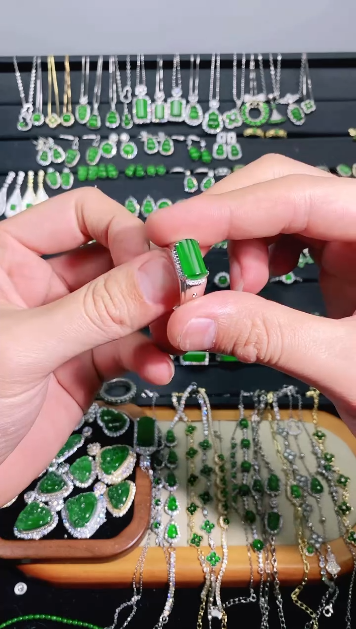 【闪购商品】翡翠戒指银S925镶嵌多样性