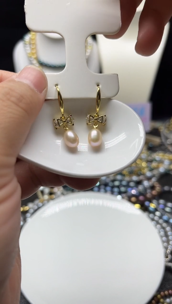 【闪购商品】淡水珍珠耳饰未镶嵌多人