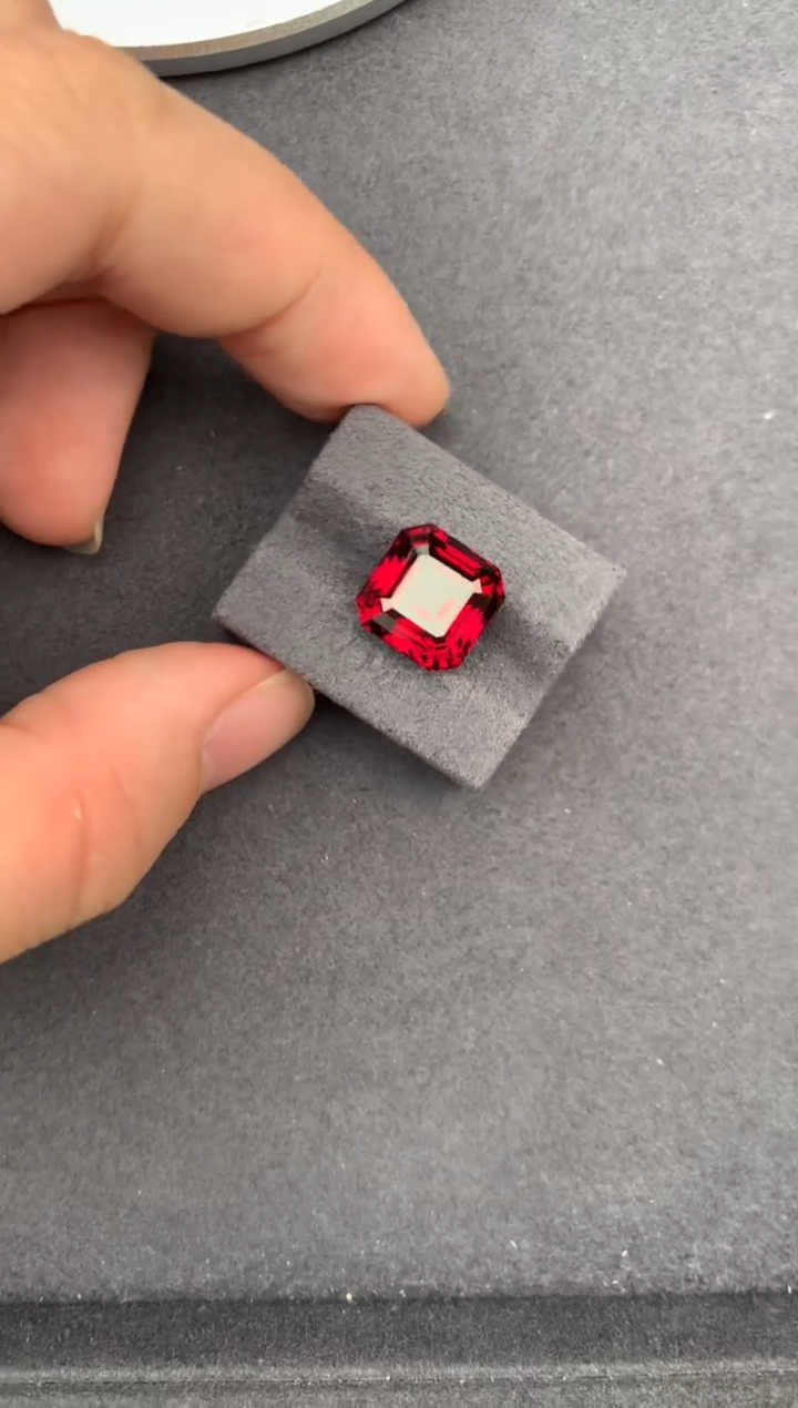 未镶嵌珠宝半成品石榴石9ct镁铝榴石  定制   GH 