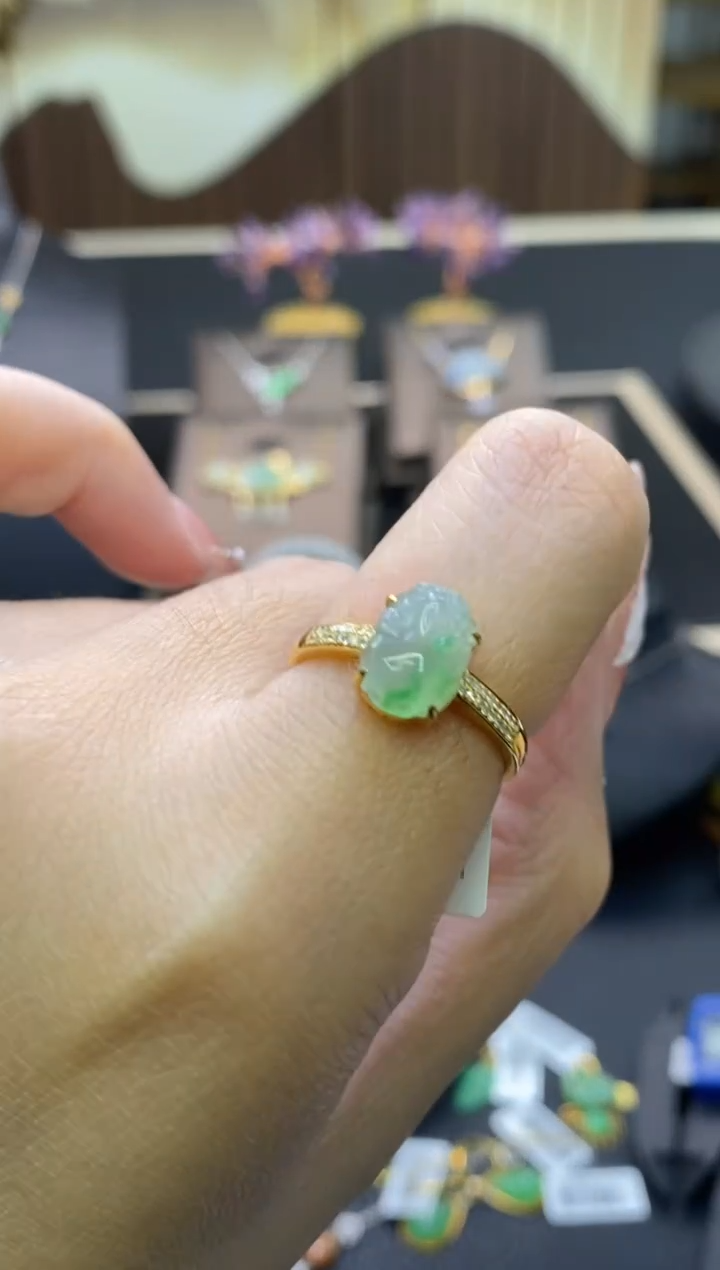 【闪购商品】翡翠颈饰18K金镶嵌净货12334