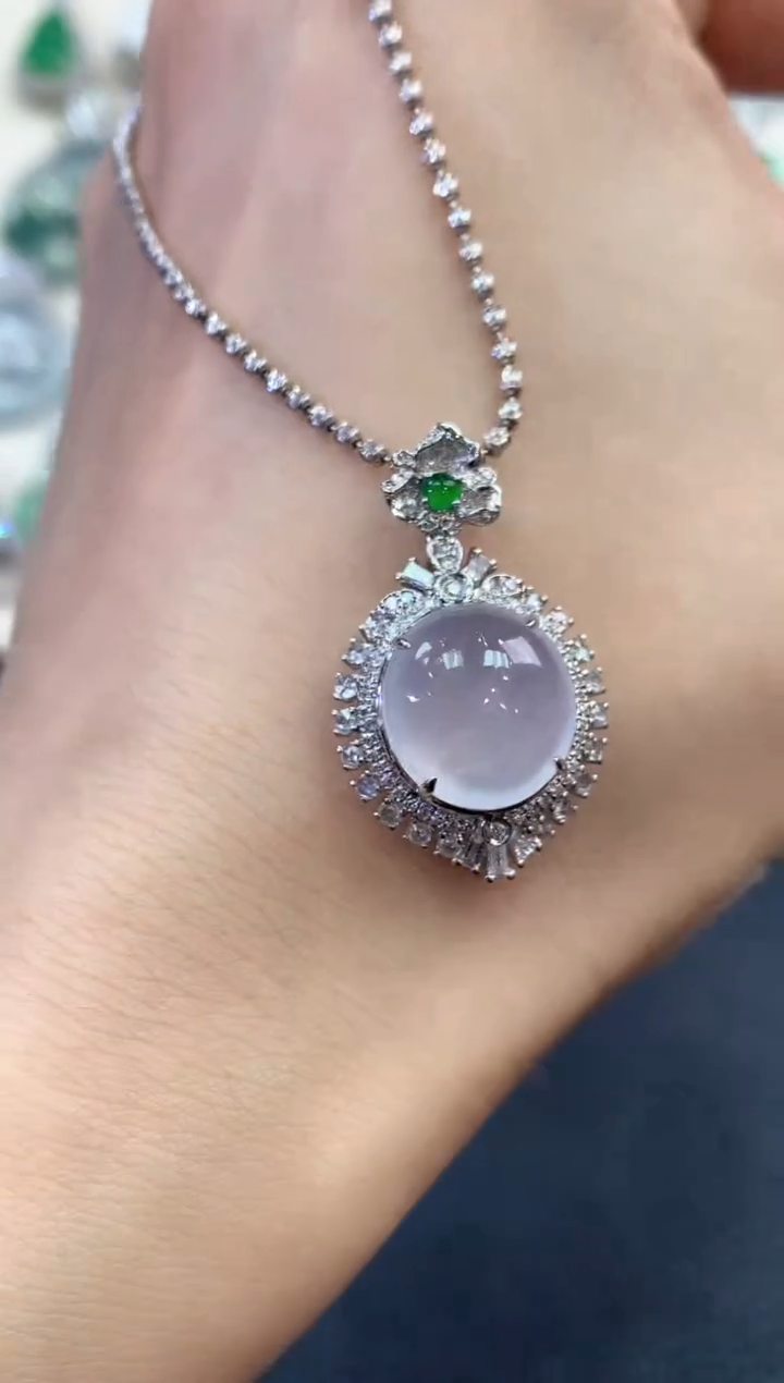 【闪购商品】翡翠吊坠(不含链)18K金镶嵌C1  