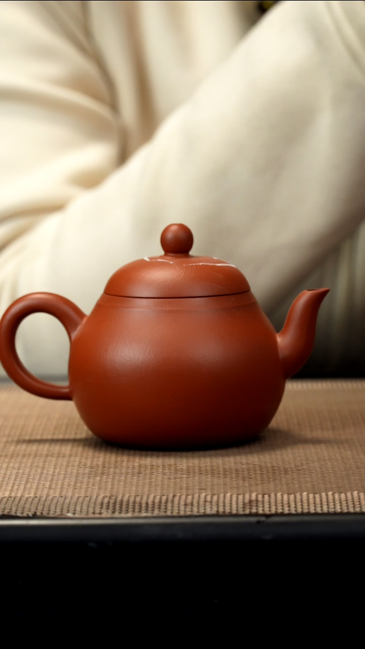 紫砂茶盏朱泥点汤高梨150CC微瑕