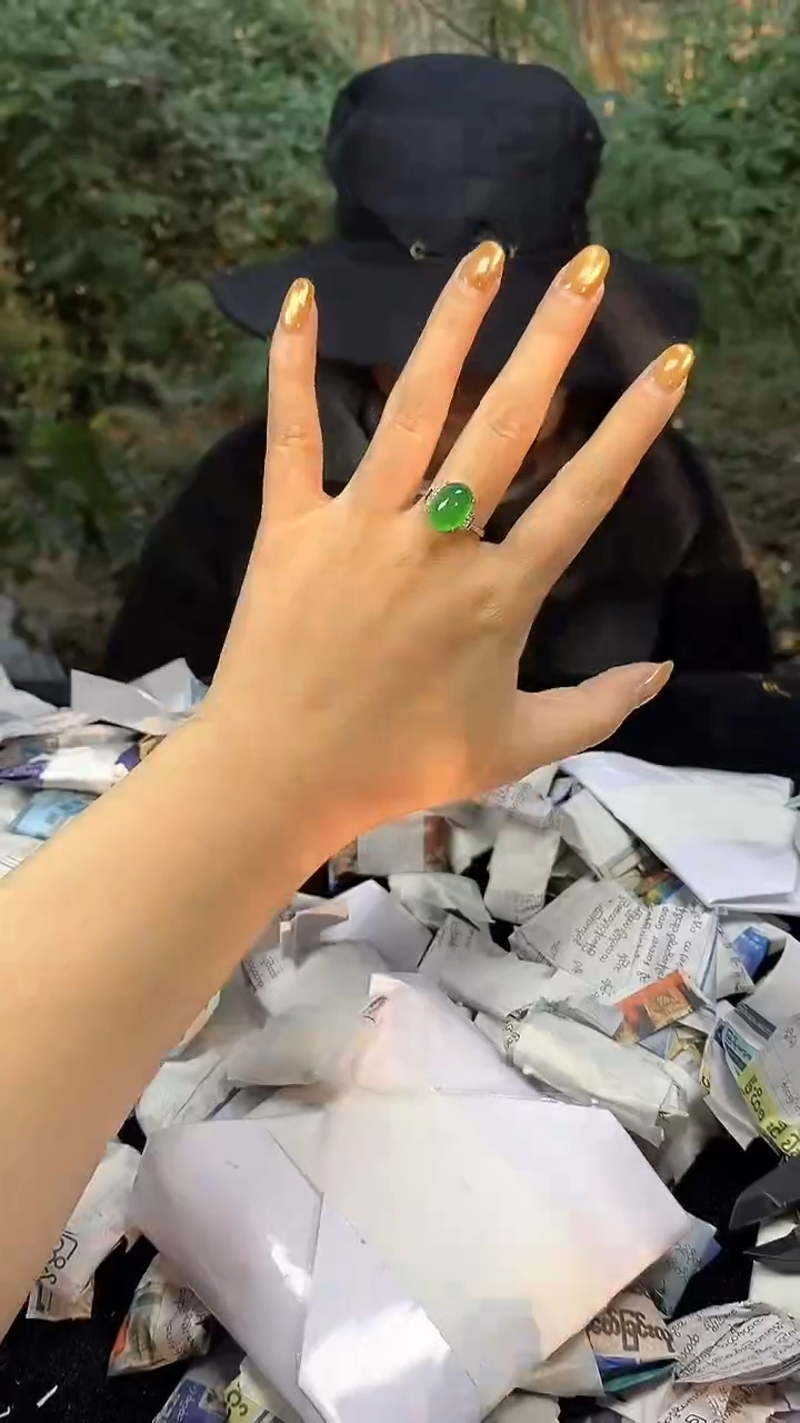 满色吊坠 所见即所得 ！！