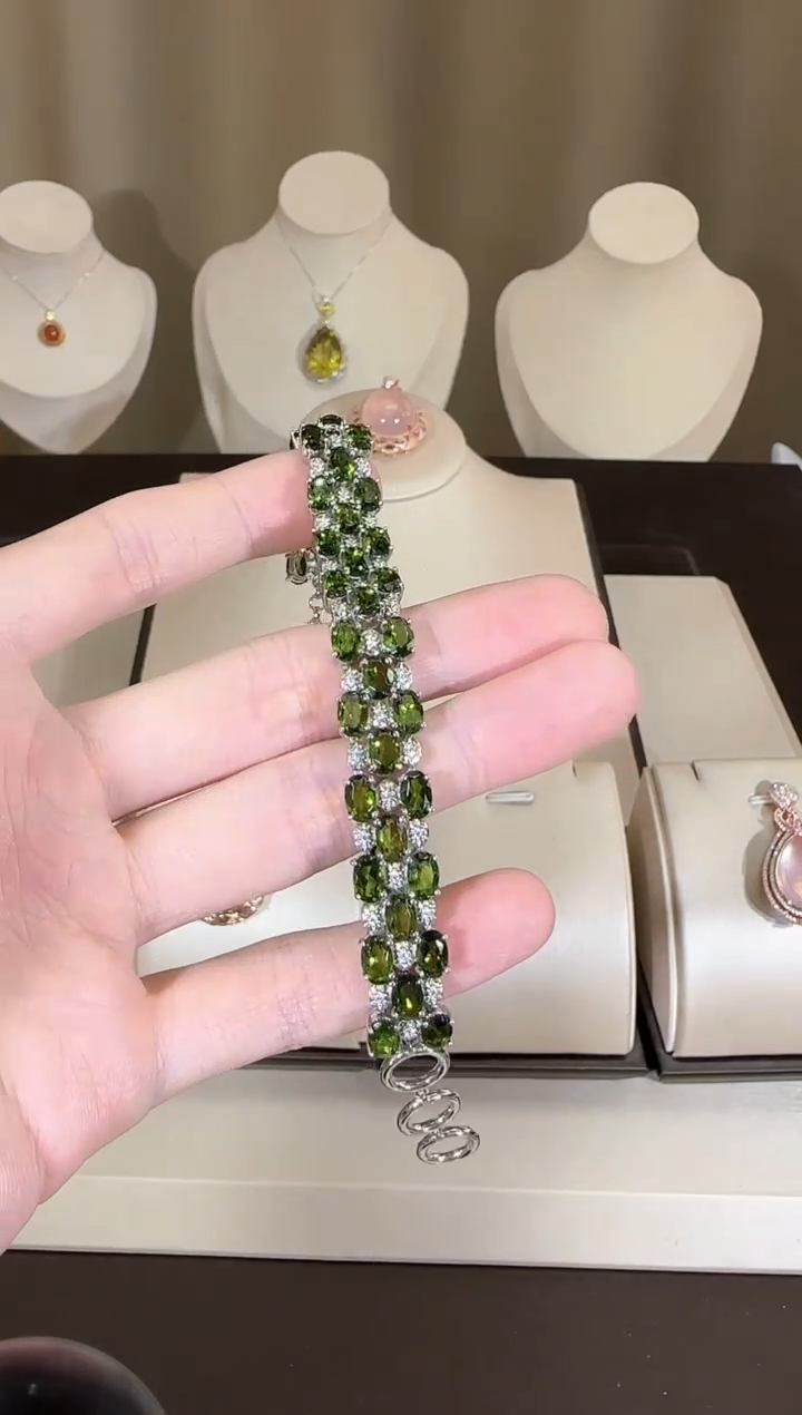 【闪购商品】透辉石手链银S925镶嵌高级款