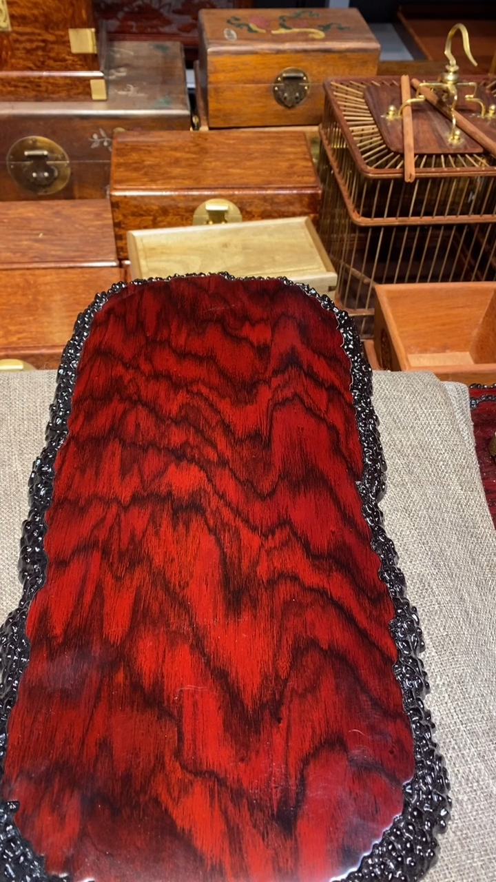 【闪购商品】红酸枝木类木艺茶盘一个