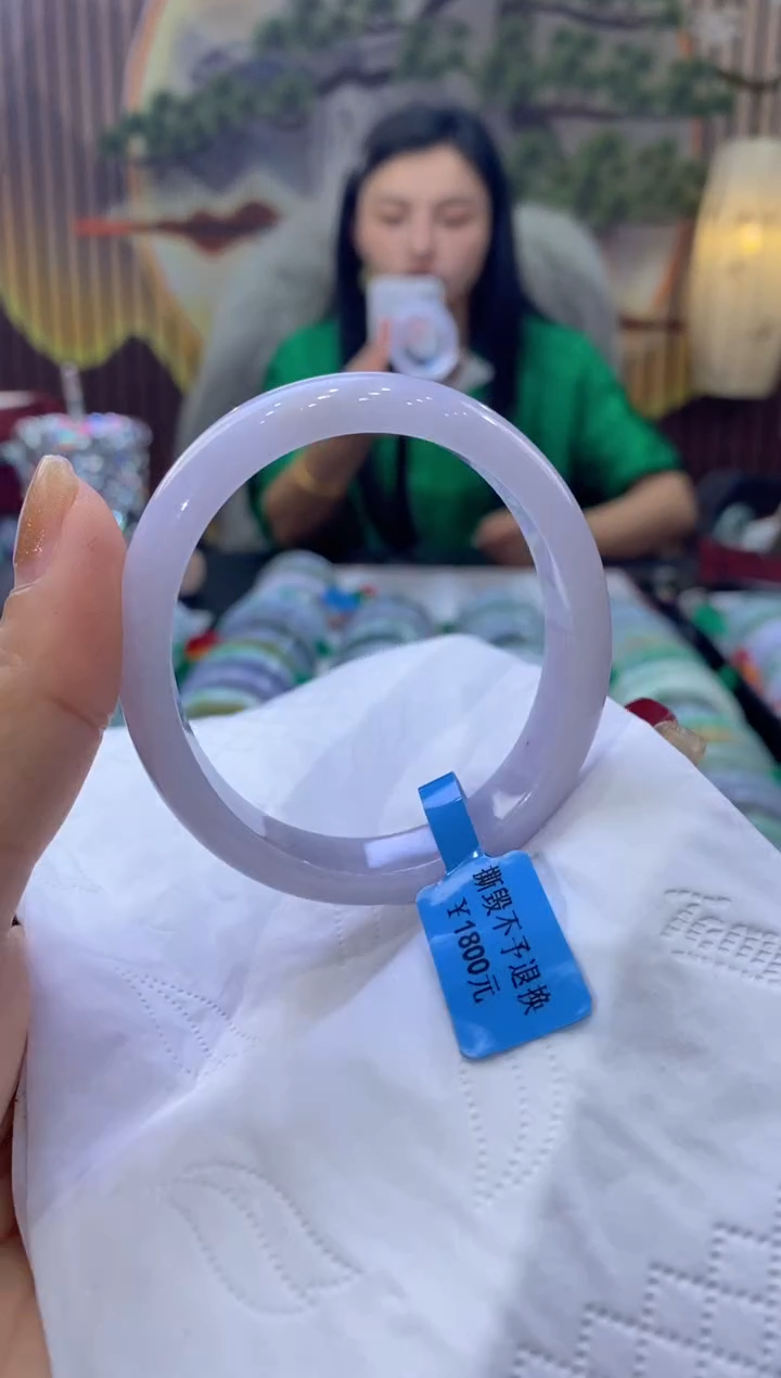 【闪购商品】翡翠手镯未镶嵌多人00056