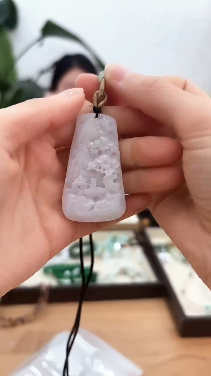 颈饰未镶嵌翡翠【42】