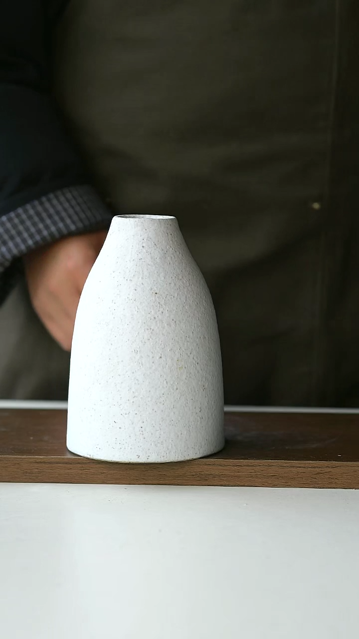【闪购商品】陶瓷纸浆小花瓶@4-2@
