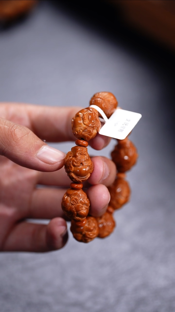 【闪购商品】橄榄核吊坠更厉害