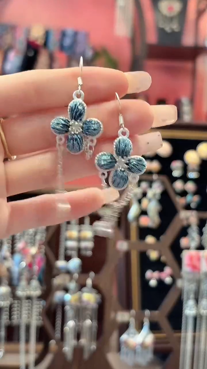 织绣 云织谣民族风精美饰品  124