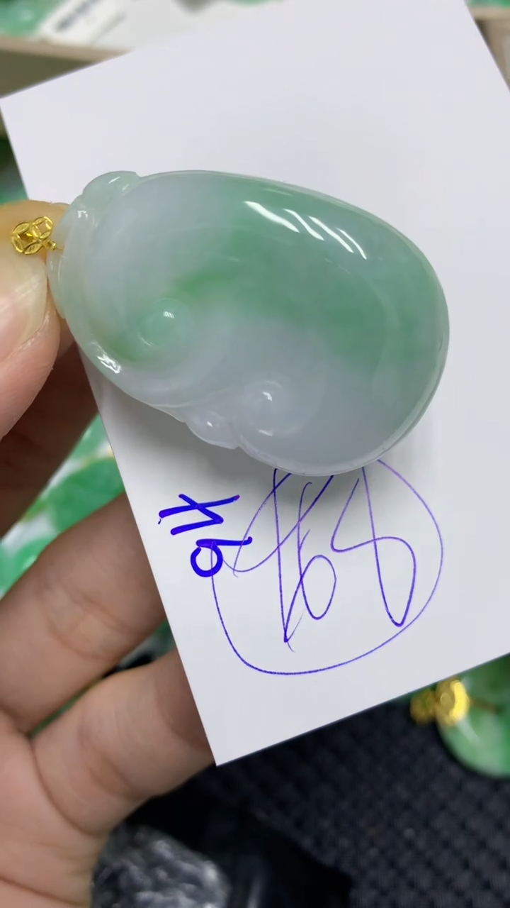 颈饰18K金镶嵌翡翠缅甸A货翡翠