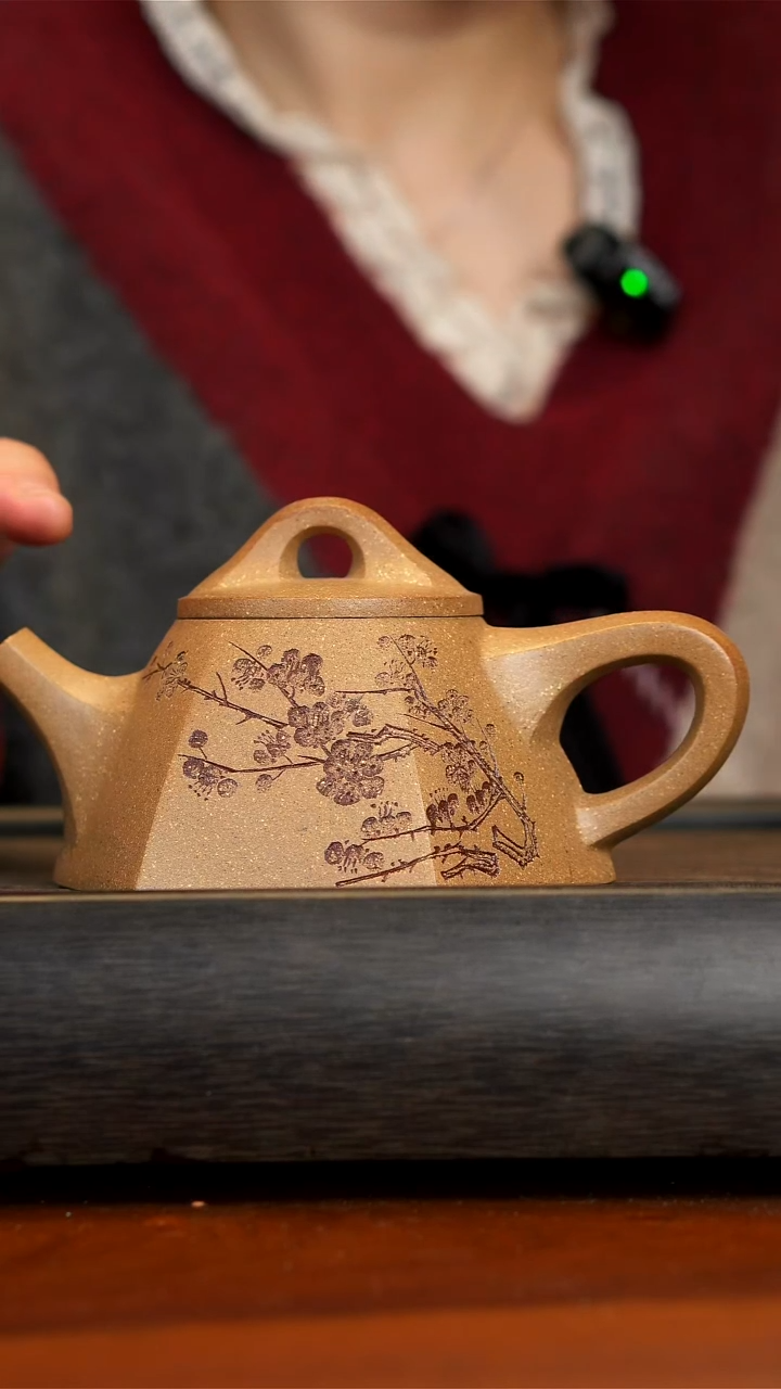 【闪购商品】紫砂茶壶蟹黄段六方霸王瓢 墨梅刻绘