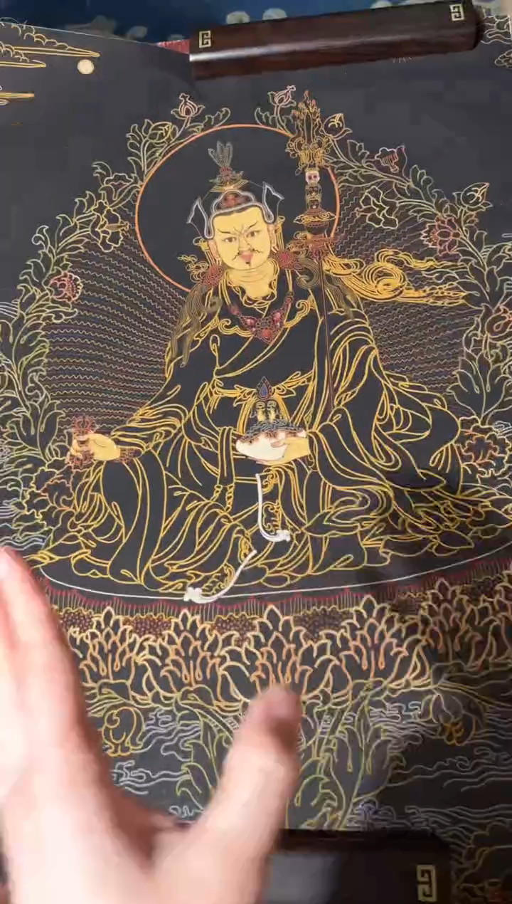 卷轴画龙妹的唐卡tk16