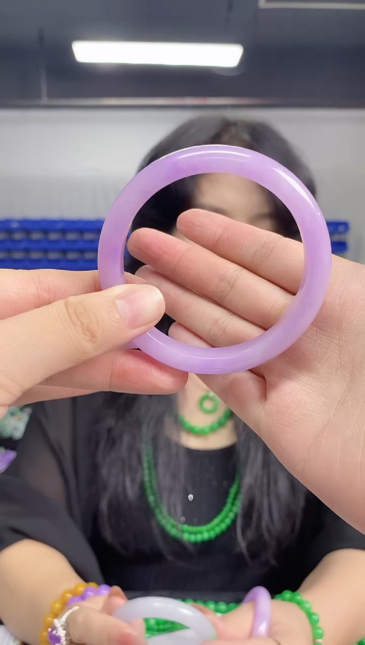 鲁*意闪购链接多样性发其一颜色微差