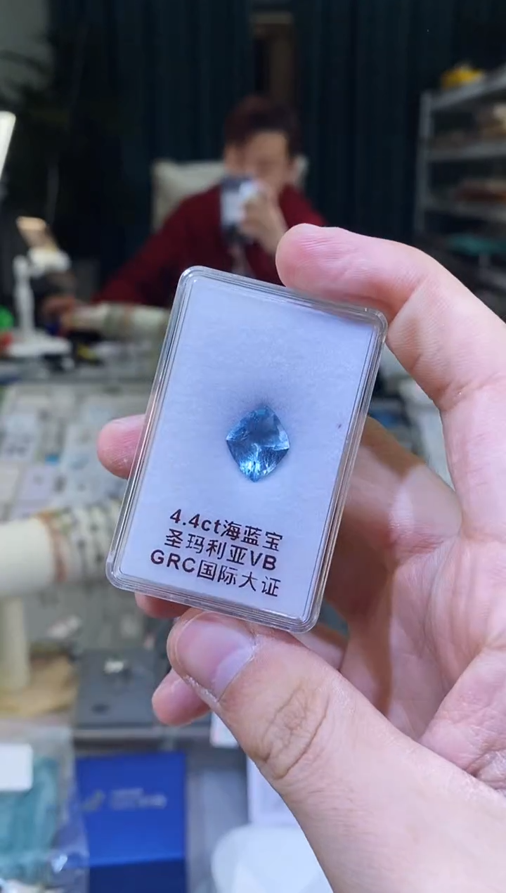 【闪购商品】海蓝宝石裸石未镶嵌天然海蓝宝裸石4.4ct