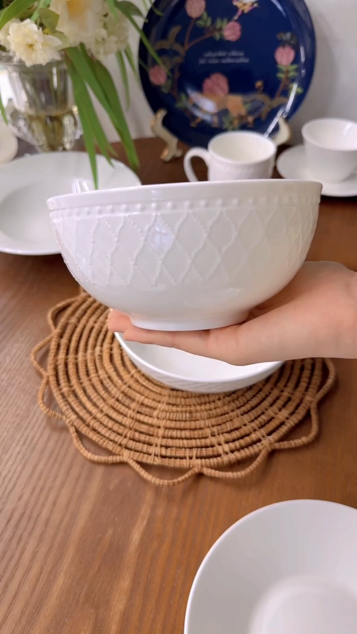 4个装盘子瓷********************