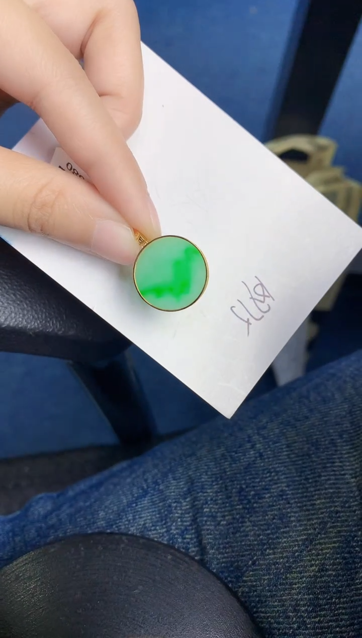 【闪购商品】翡翠颈饰18K金镶嵌000000000