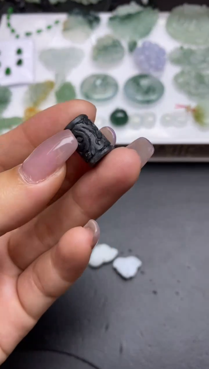 【闪购商品】定制翡翠未镶嵌翡翠毛货~