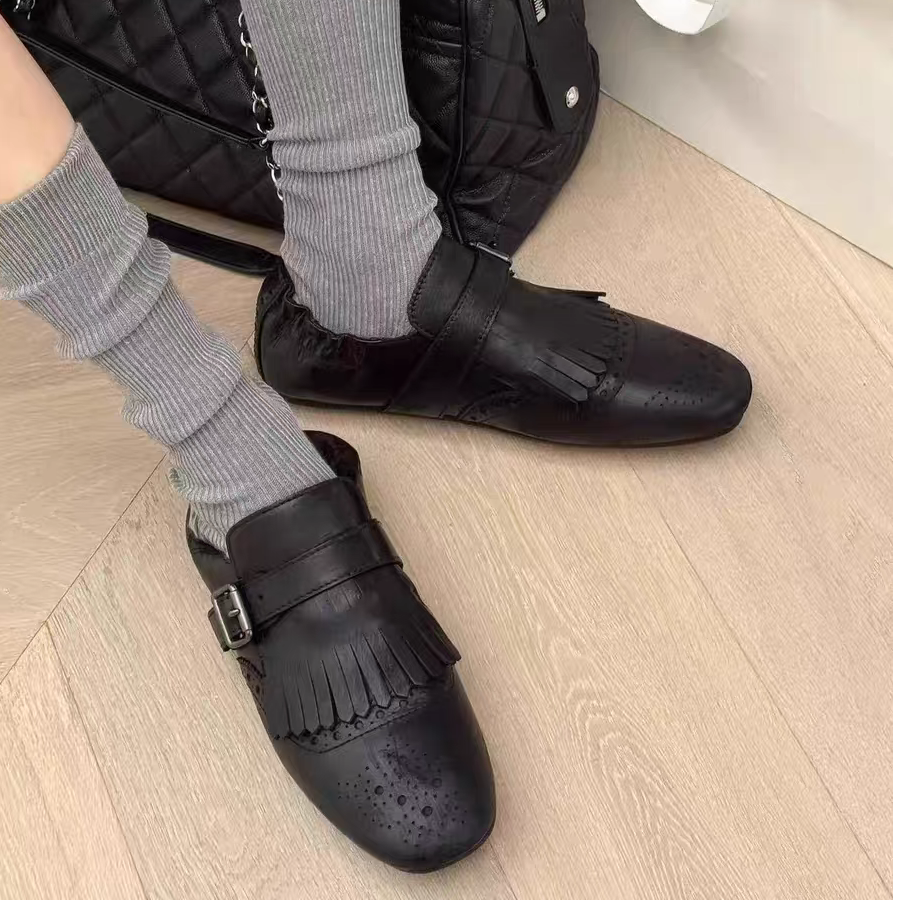 诗歌兰女鞋2025年秋新时尚复古流苏雕花小皮鞋女平底乐福鞋单鞋