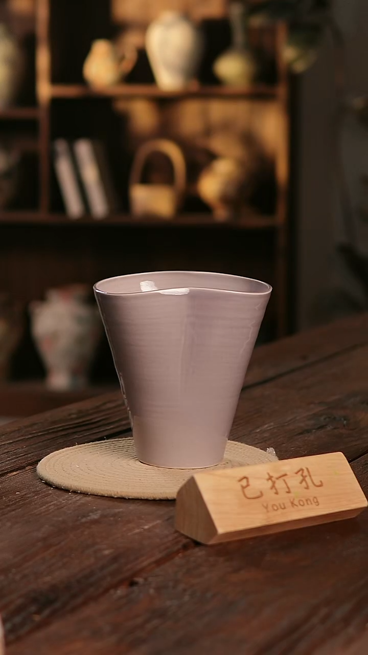 摆件12-341高度18口径17已打孔误差2