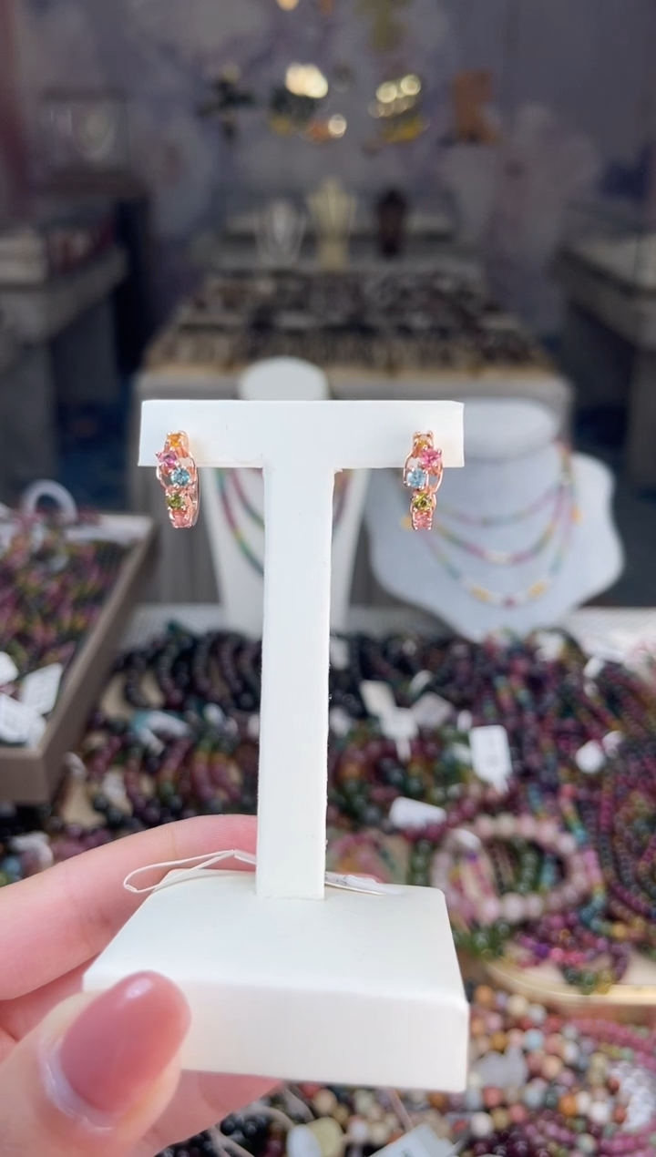 【闪购商品】碧玺/银S925镶嵌碧玺耳扣多样性发货