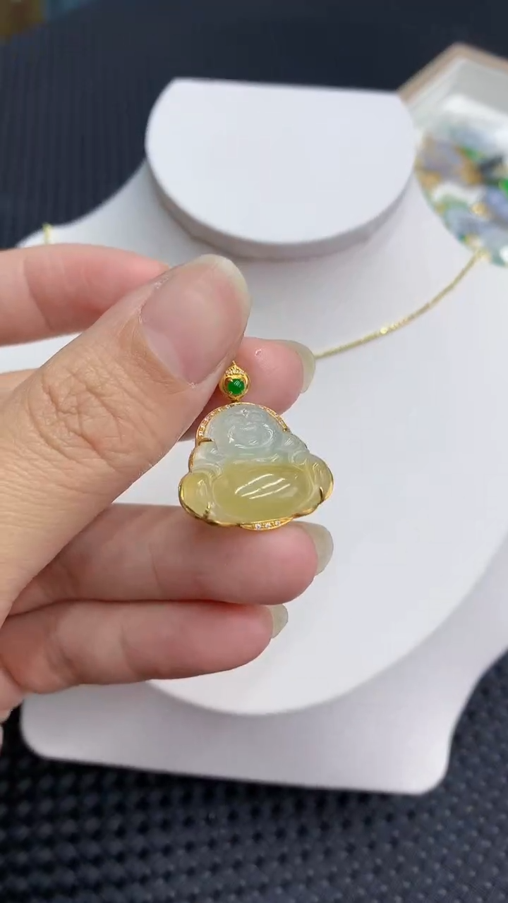 【闪购商品】翡翠颈饰18K金镶嵌            8